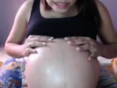 Pregnant Webcam Girl Showing Off