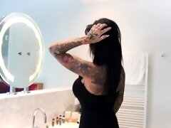 German big tits tattoo femdom amateur milf fucks guy