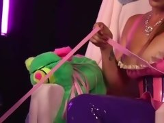 Kink Bitch Flogging Her Slave