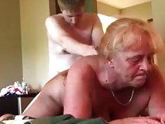 blonde mature with big ass and pussy gets fucked weirdly
